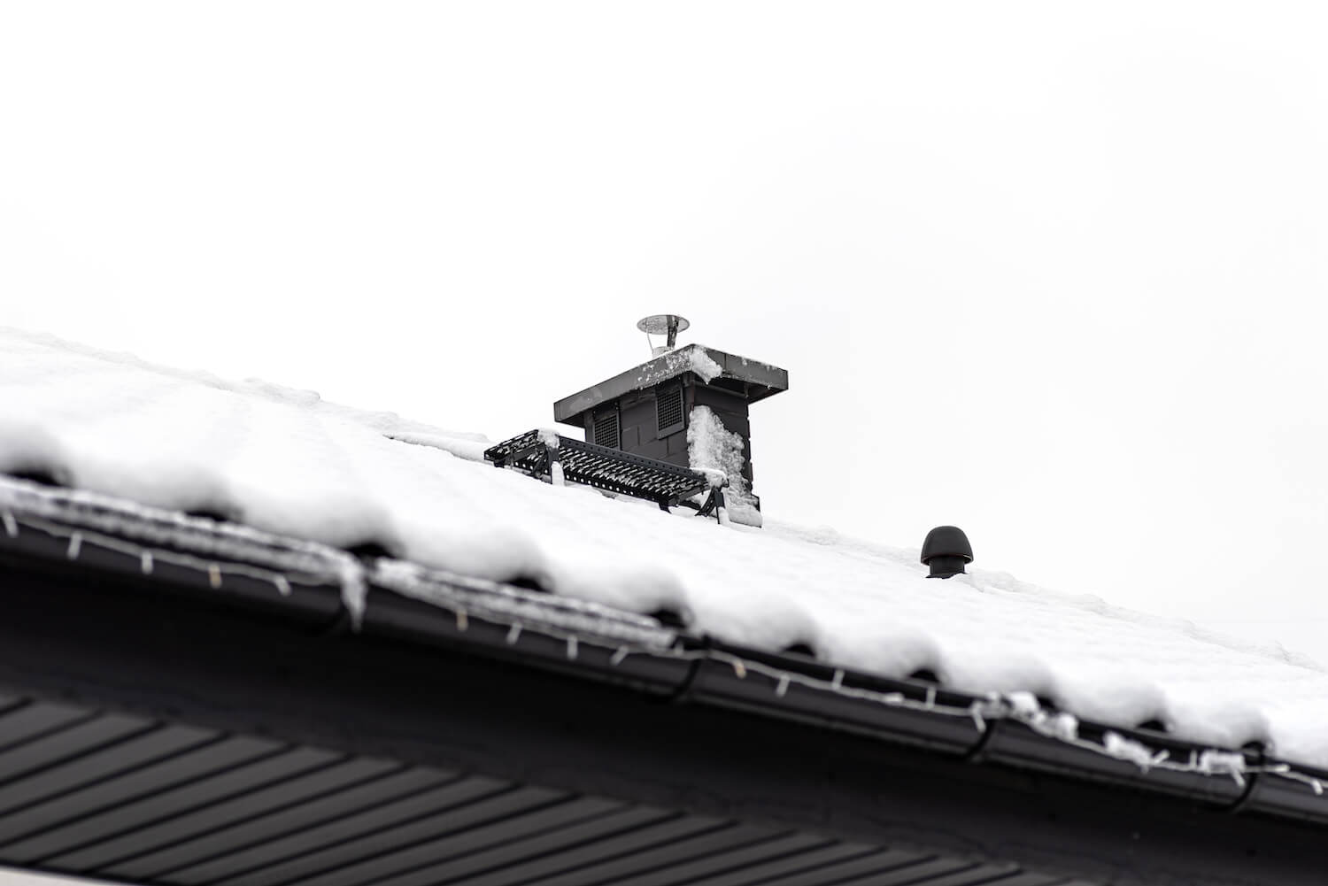 Why Professional Snow Removal Is Vital For Your Roof’s Longevity