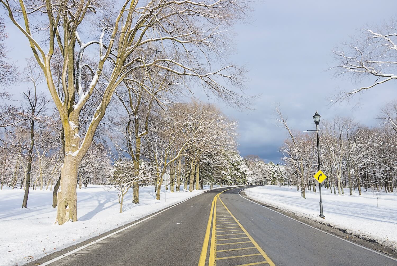 Why De-Icing Is Such a Vital Part of Ice Removal